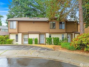 8013 NE 177th Court 2, Kenmore WA 98028