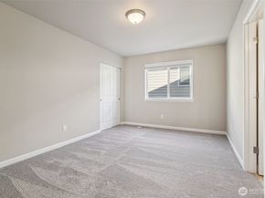37639 30th Place S, Federal Way WA 98003