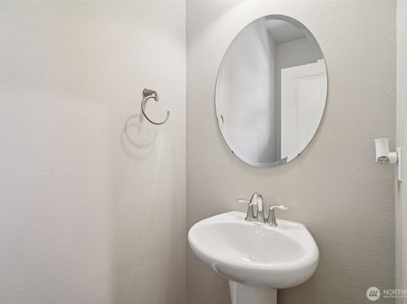 37639 30th Place S, Federal Way WA 98003