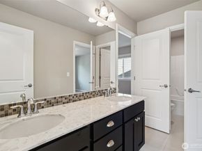 37639 30th Place S, Federal Way WA 98003