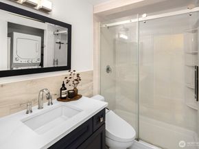 9484 Redmond-Woodinville Road NE C305, Redmond WA 98052