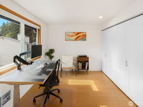 9484 Redmond-Woodinville Road NE C305, Redmond WA 98052