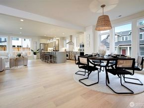 8718 128th Avenue NE, Kirkland WA 98033