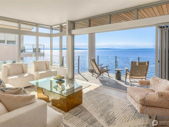 1250 Alki Avenue SW PHA, Seattle WA 98116