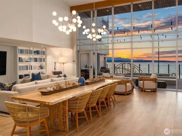 1250 Alki Avenue SW PHA, Seattle WA 98116