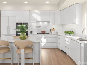 1250 Alki Avenue SW PHA, Seattle WA 98116