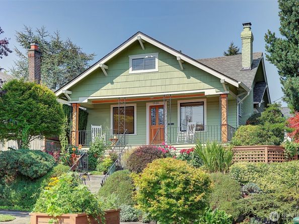 1026 N 48th Street, Seattle WA 98103