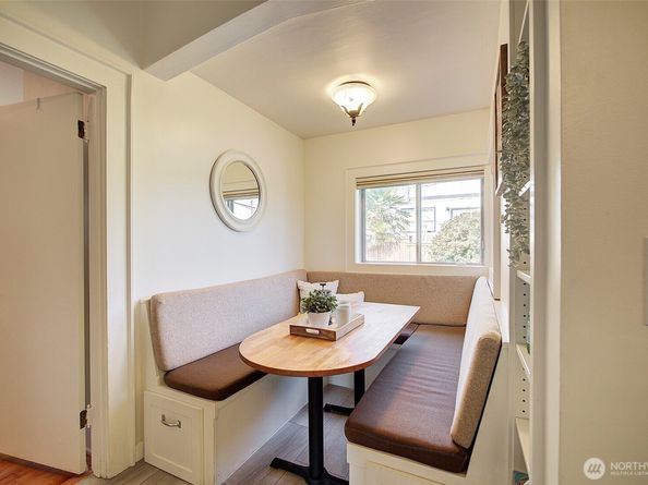 1026 N 48th Street, Seattle WA 98103
