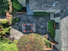 1026 N 48th Street, Seattle WA 98103