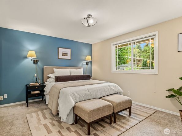 9801 234th Street SW 1, Edmonds WA 98020