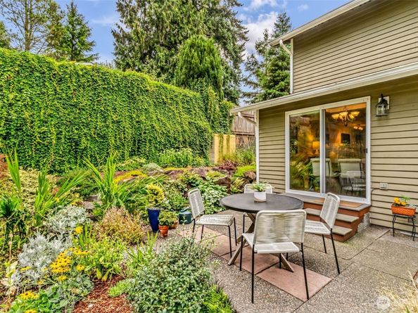 9801 234th Street SW 1, Edmonds WA 98020