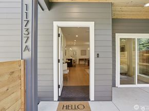 11737 38th Avenue NE A, Seattle WA 98125