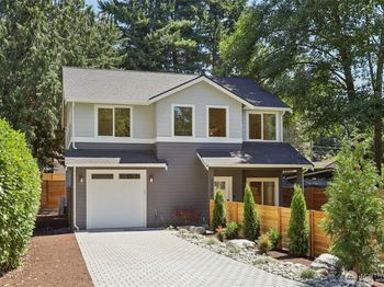 11737 38th Avenue NE