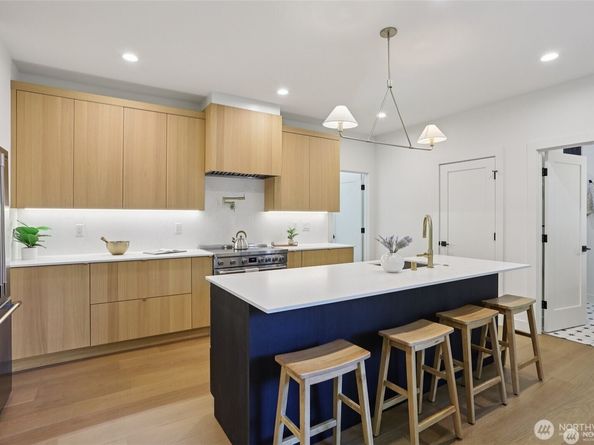 11737 38th Avenue NE A, Seattle WA 98125