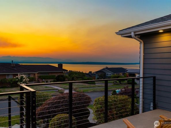 9214 21st Avenue NW, Seattle WA 98117