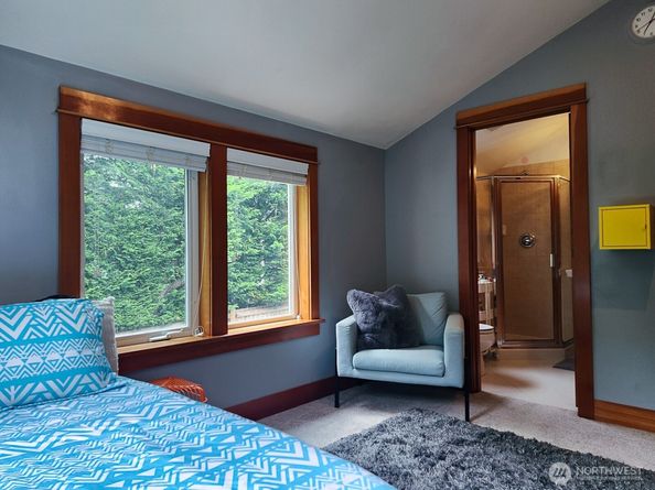 2218 W Raye Street, Seattle WA 98199