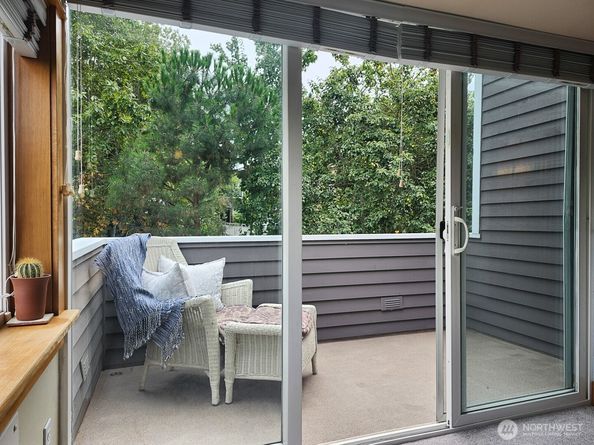 2218 W Raye Street, Seattle WA 98199