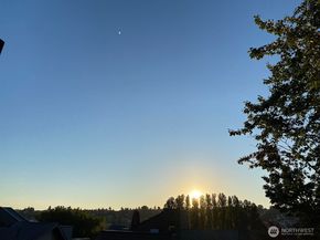 2218 W Raye Street, Seattle WA 98199