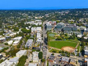 420 8th Avenue, Kirkland WA 98033