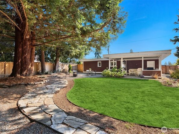 420 8th Avenue, Kirkland WA 98033