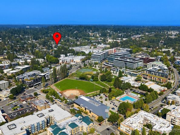420 8th Avenue, Kirkland WA 98033
