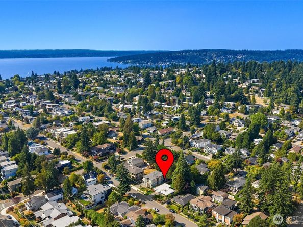 420 8th Avenue, Kirkland WA 98033