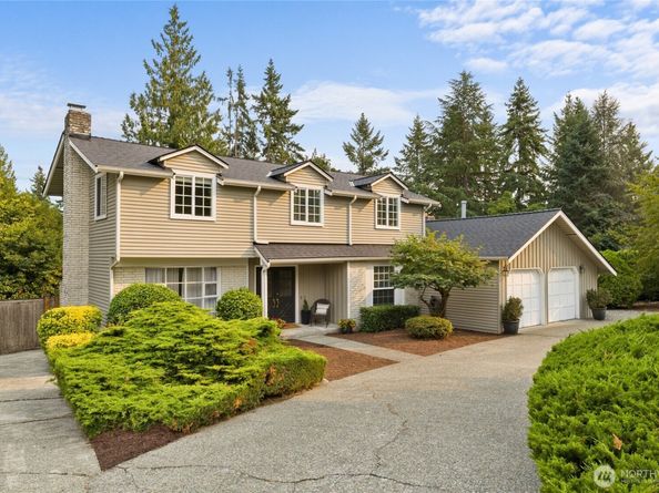 930 179th Place NE, Bellevue WA 98008