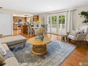 930 179th Place NE, Bellevue WA 98008