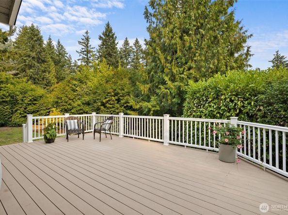 930 179th Place NE, Bellevue WA 98008