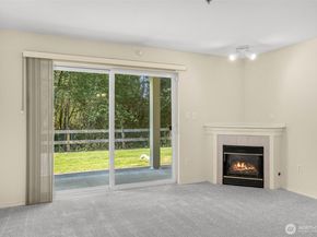 2001 120th Place NE 8104, Everett WA 98208
