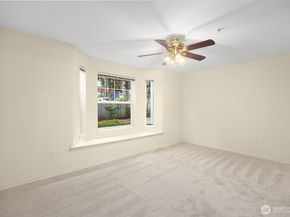 2001 120th Place NE 8104, Everett WA 98208