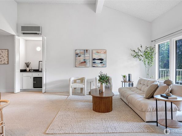 6449 Sand Point Way NE, Seattle WA 98115