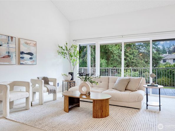 6449 Sand Point Way NE, Seattle WA 98115