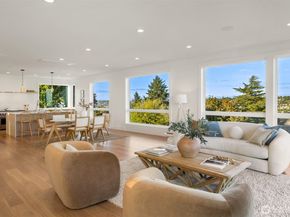 2630 W Lynn Street, Seattle WA 98199