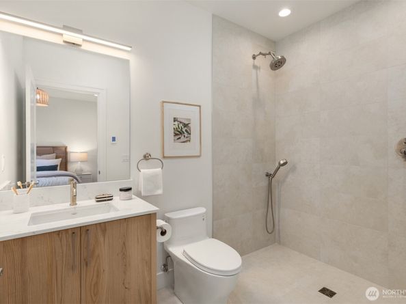 2630 W Lynn Street, Seattle WA 98199