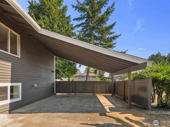 4058 S 262nd, Kent WA 98032