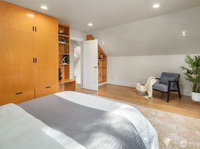1927 10th Avenue W, Seattle WA 98119