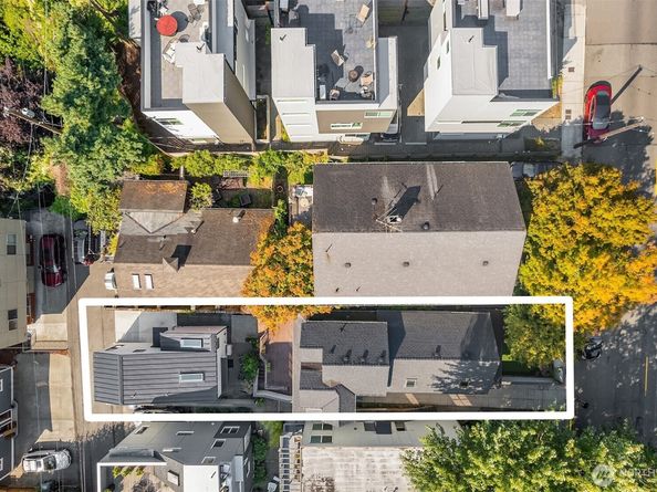 1927 10th Avenue W, Seattle WA 98119