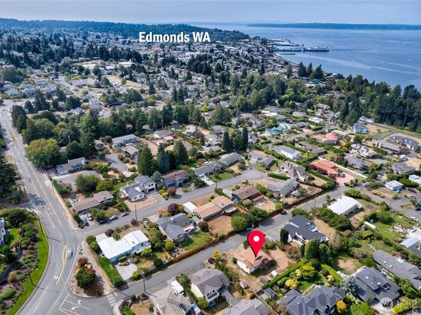 831 Puget Drive, Edmonds WA 98020