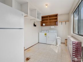 831 Puget Drive, Edmonds WA 98020