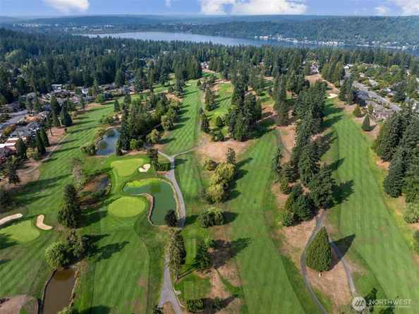 18430 NE 15th Place, Bellevue WA 98008