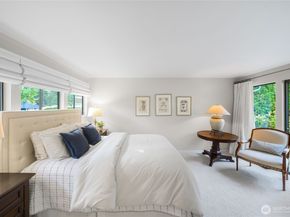 18430 NE 15th Place, Bellevue WA 98008