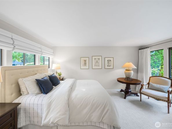 18430 NE 15th Place, Bellevue WA 98008