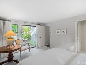 18430 NE 15th Place, Bellevue WA 98008