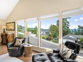 18430 NE 15th Place, Bellevue WA 98008