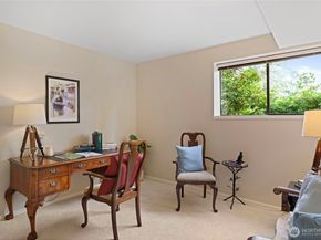 18430 NE 15th Place, Bellevue WA 98008