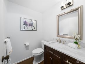 18430 NE 15th Place, Bellevue WA 98008