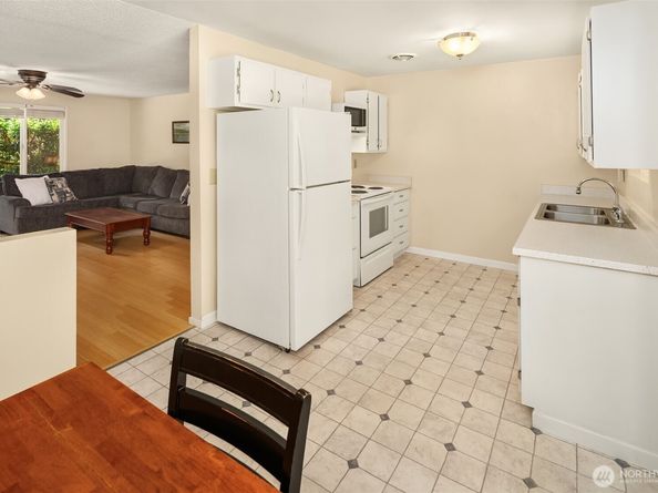 19011 87th Place SW, Vashon WA 98070