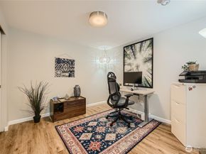 3045 20th Avenue W 108, Seattle WA 98199