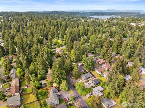 13331 23rd Avenue NE 2, Seattle WA 98125